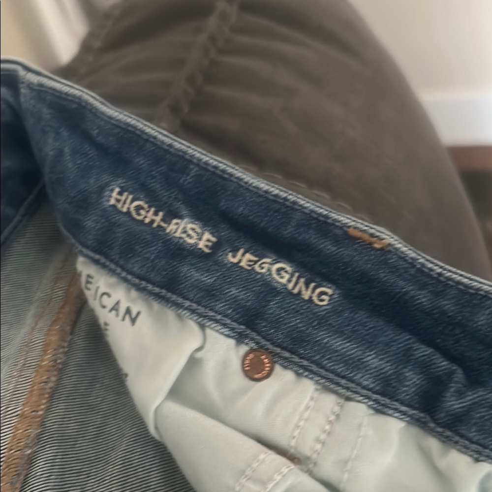 Women's Blue Jeans - Picture 5 of 7